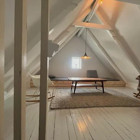 Hus Pa Valand Βίλα *