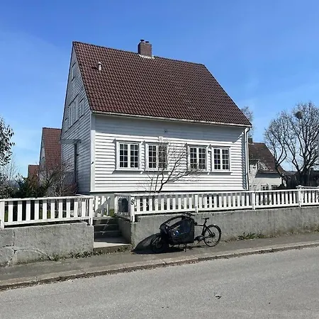 Hus Pa Valand Βίλα Στάβανγκερ